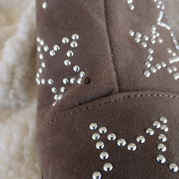 Carlos  Booties Sz 10 - Picture 2 of 4